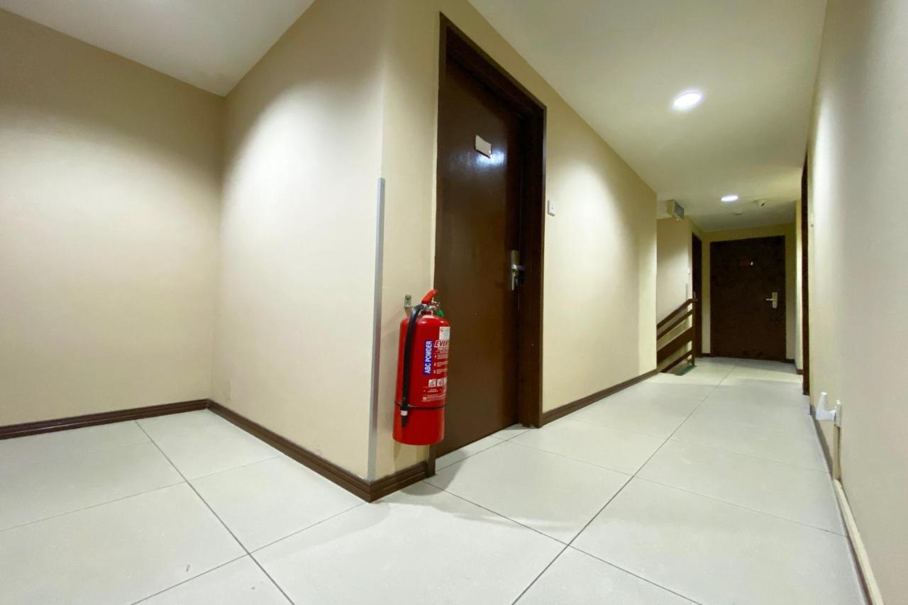 OYO 90108 Hotel Kaya Kota Kinabalu Bagian luar foto