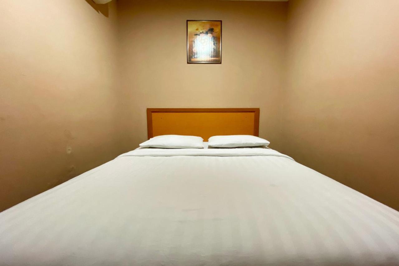 OYO 90108 Hotel Kaya Kota Kinabalu Bagian luar foto